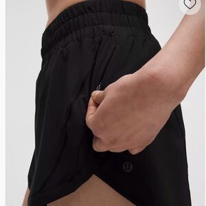 Lululemon Black Track That MR Short 5" *Lined